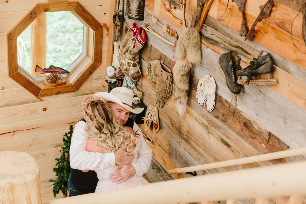Jackson Hole wedding photographer captures Country Island Park Wedding