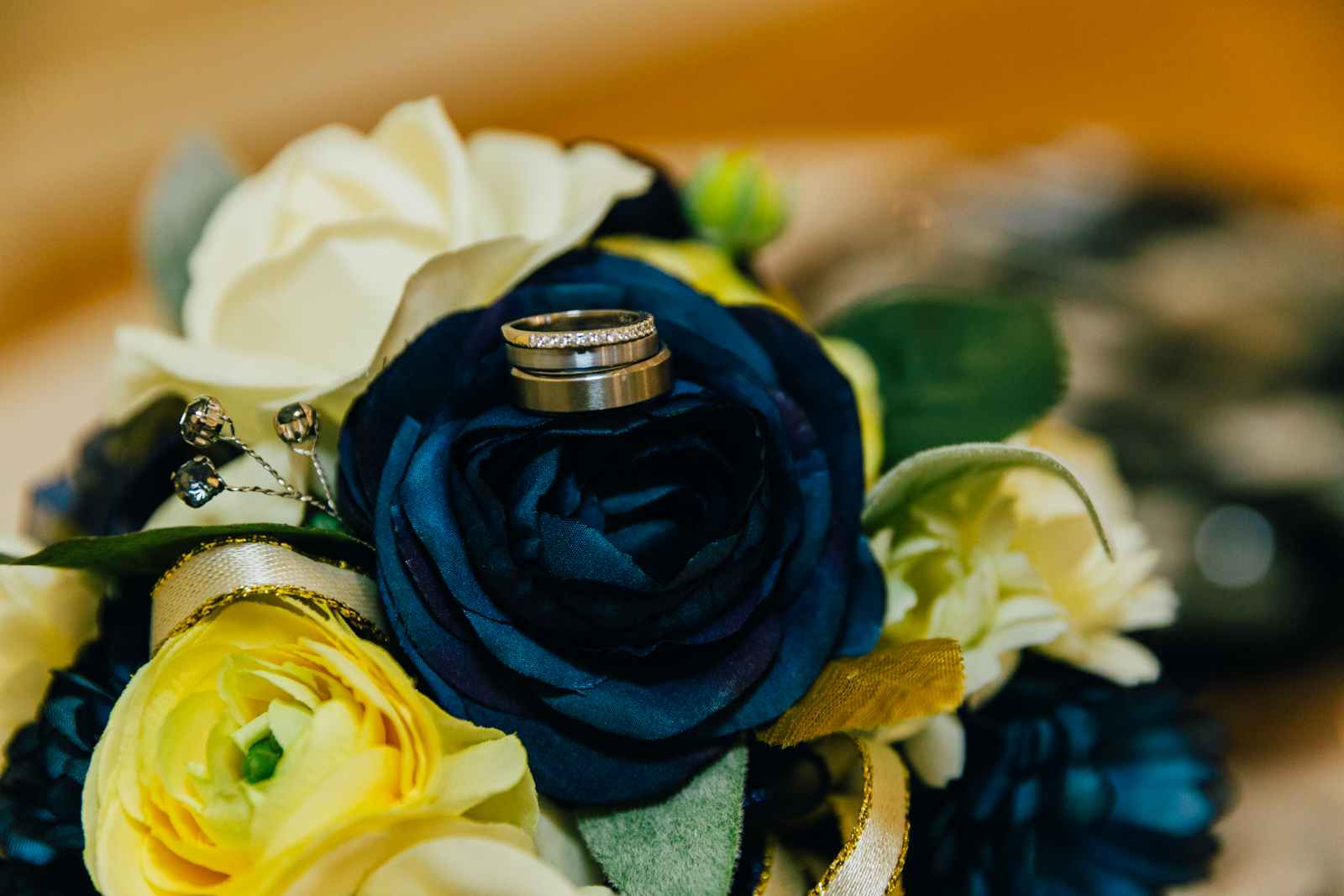 Jackson Hole wedding photographer captures ring detail on flowers